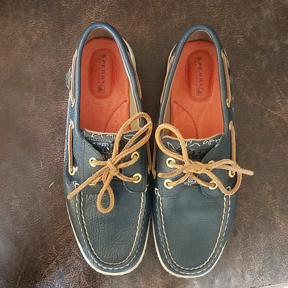 New leather Sperrys - Picture 2 of 3